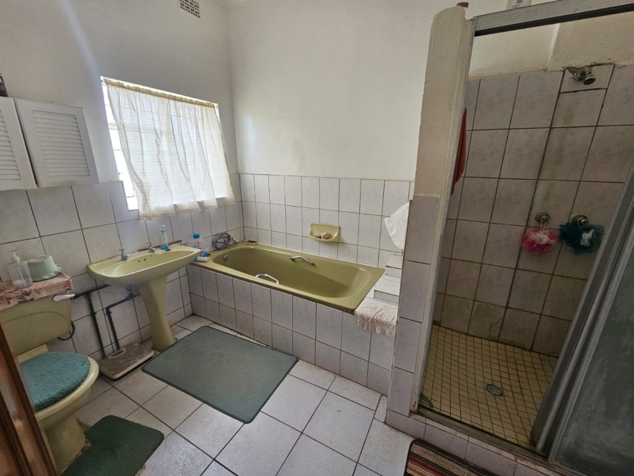 4 Bedroom Property for Sale in Koppies Free State